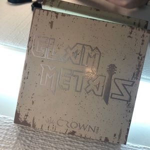 Glam Metals Crown Eye Shadow Palette